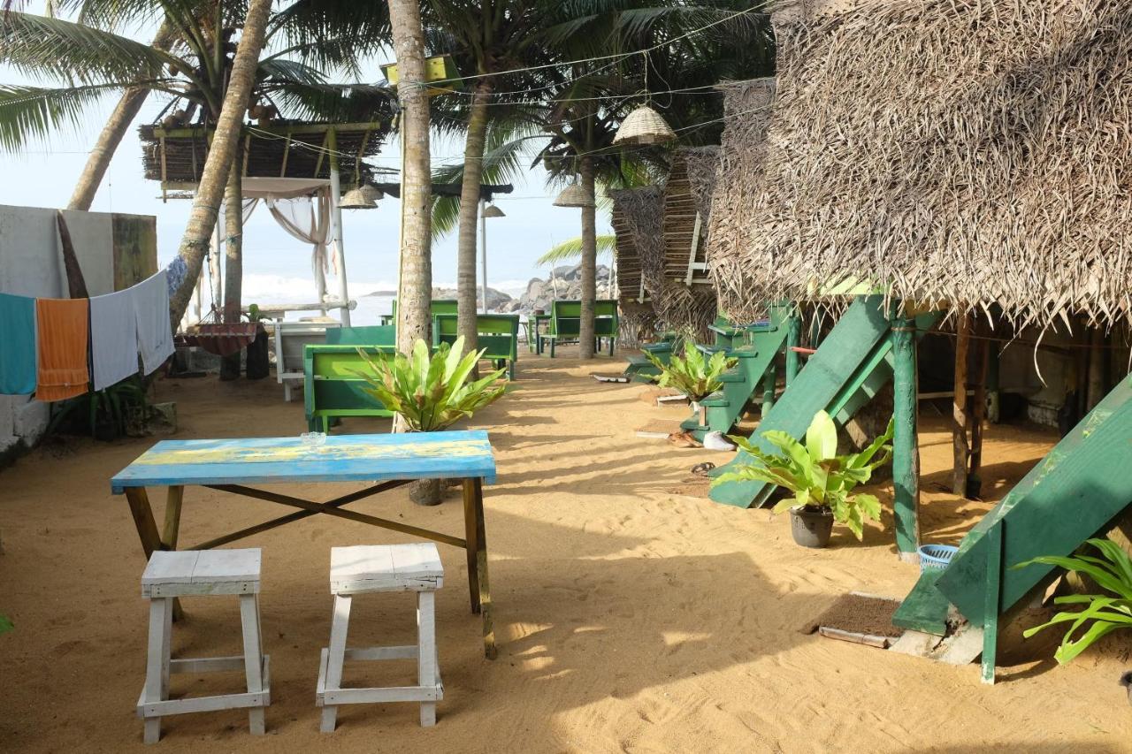 Oynise Beach Cabin Galle Ngoại thất bức ảnh