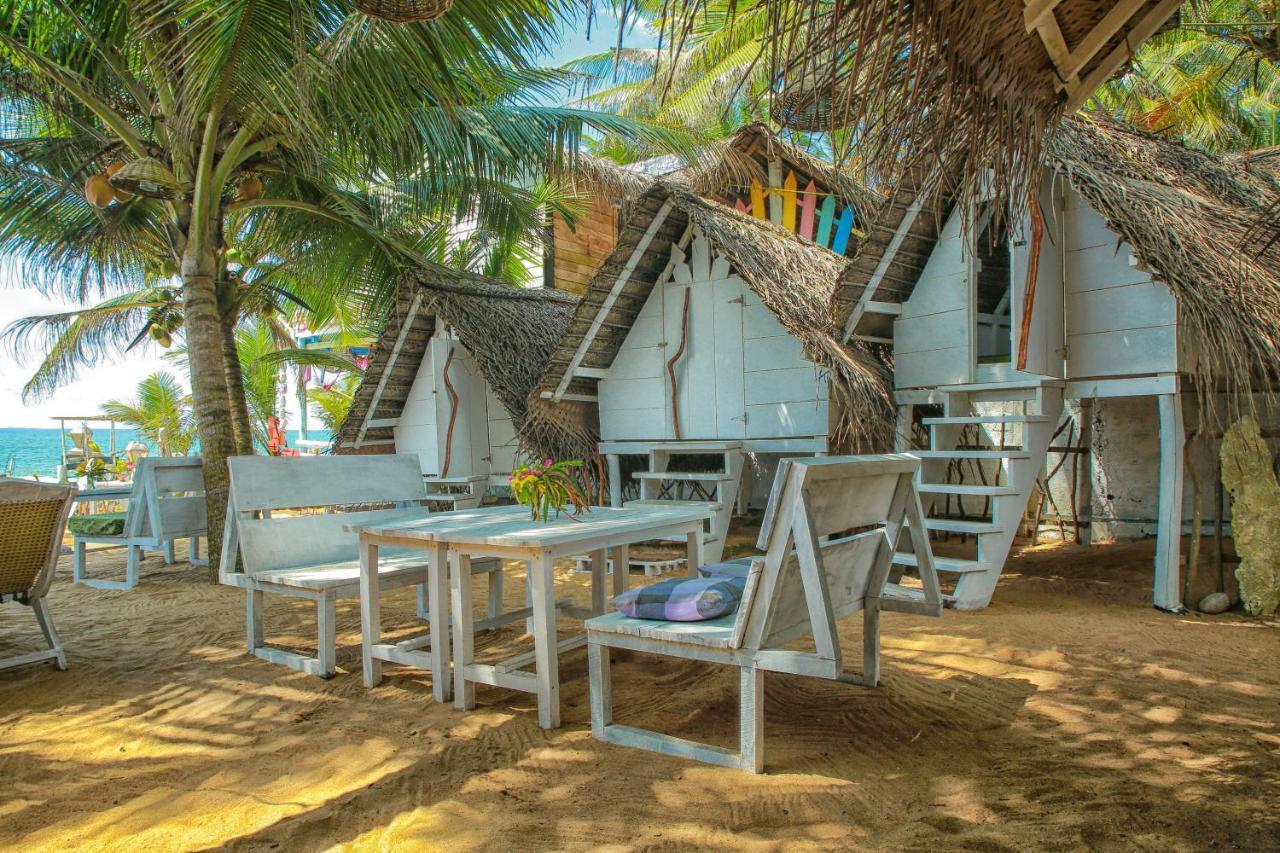 Oynise Beach Cabin Galle Ngoại thất bức ảnh